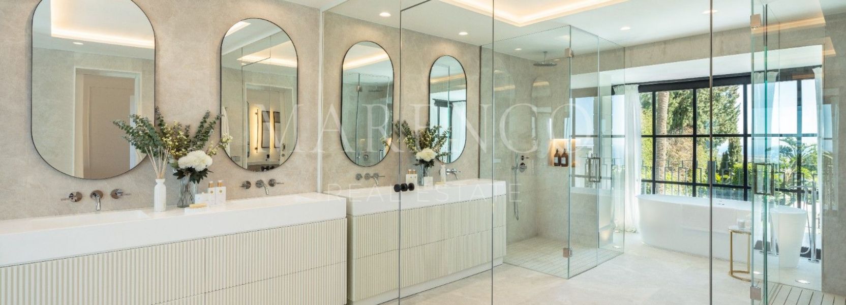 Villa  in Marbella Golden Mile, Marbella