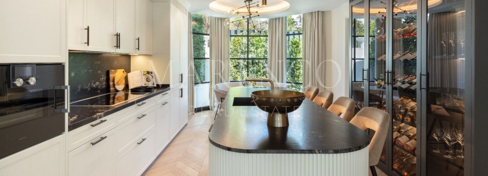 Villa  in Marbella Golden Mile, Marbella