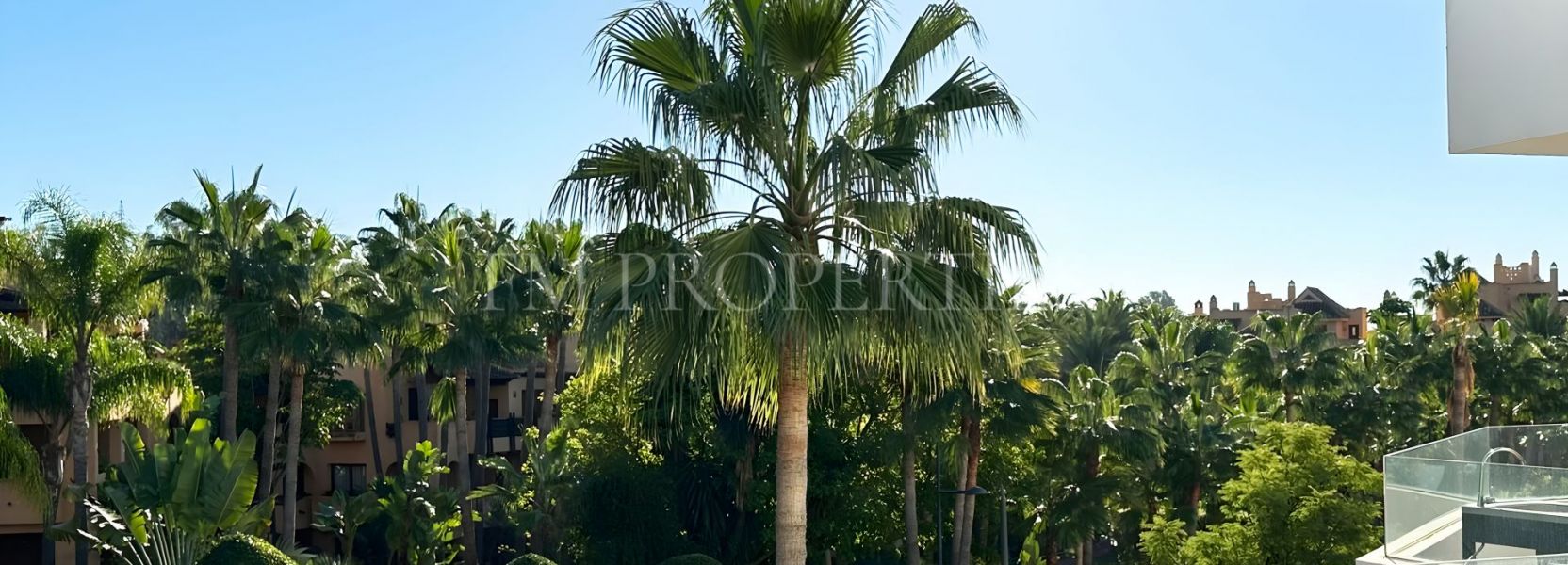 Apartamento  en El Campanario Hills, Estepona Este, Estepona