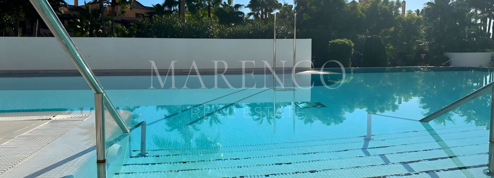 Wohnung  in El Campanario Hills, Estepona Ost, Estepona