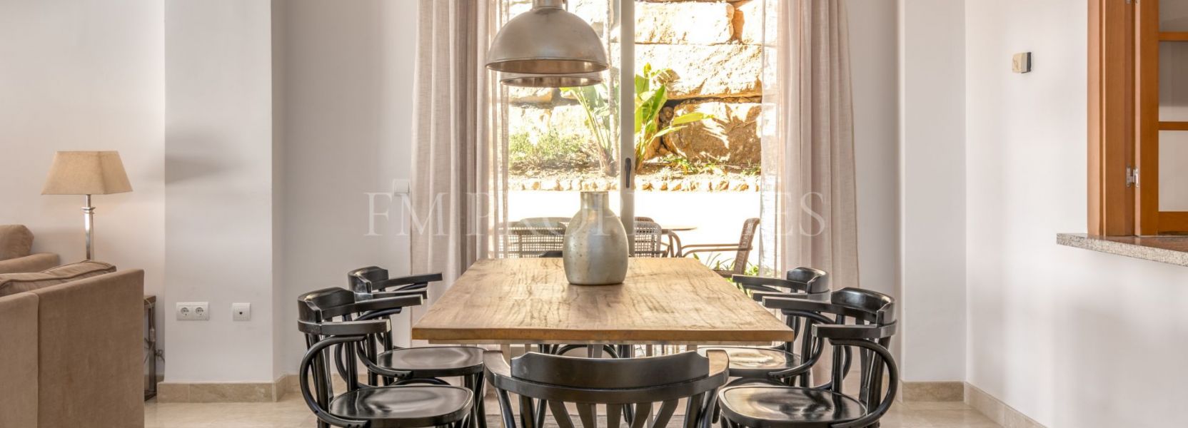 Appartement begane grond  in Benahavis