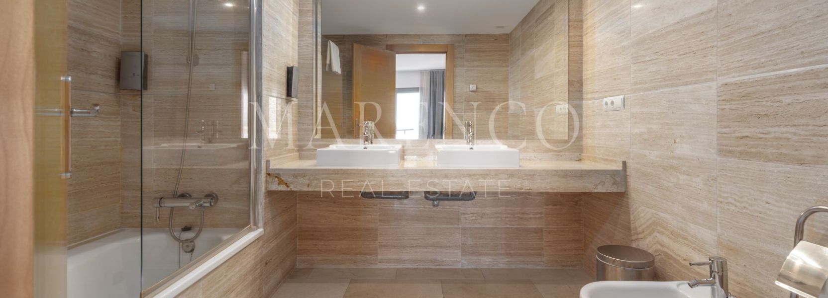 Erdgeschosswohnung  in Benahavis