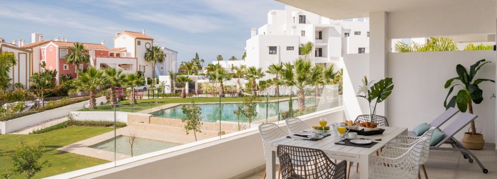 Appartement  à El Campanario, Estepona Est, Estepona