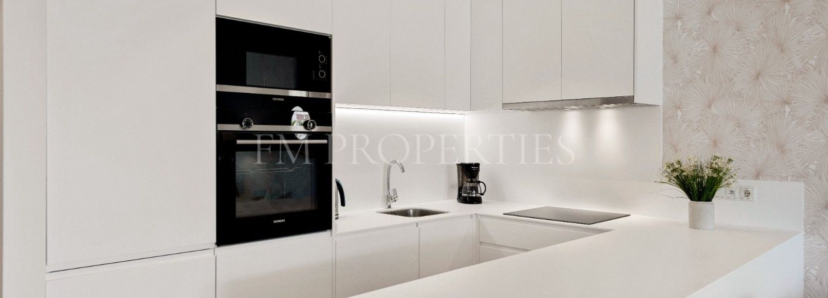 Ground Floor Apartment  in El Campanario, Estepona East, Estepona