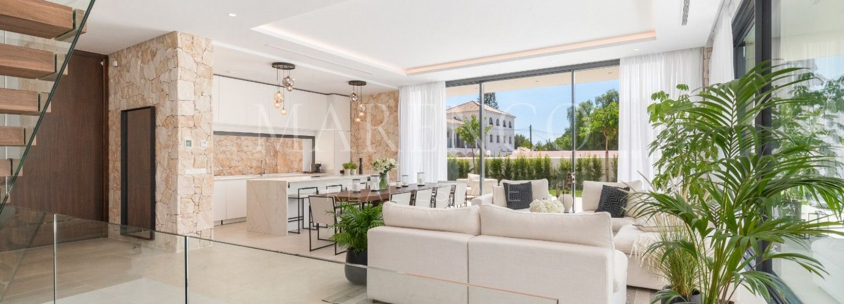 Villa  in Cortijo Blanco, San Pedro de Alcantara