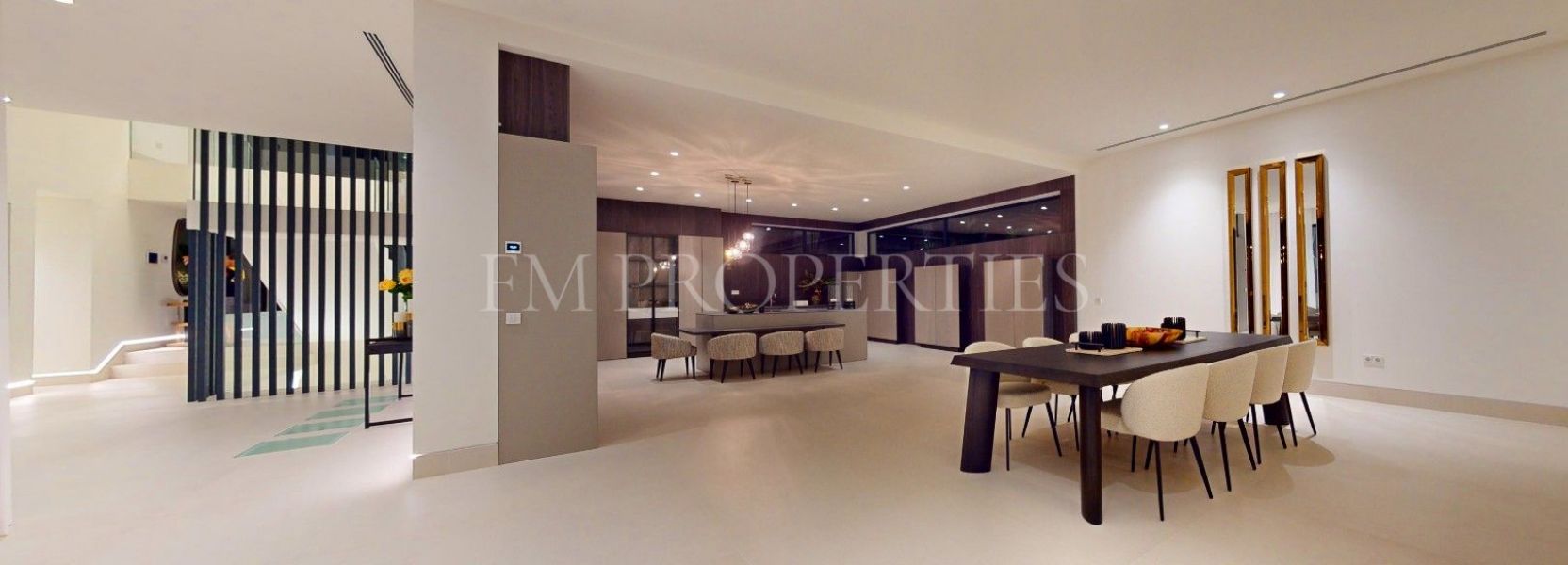 Villa  in El Rosario, Marbella Oost, Marbella