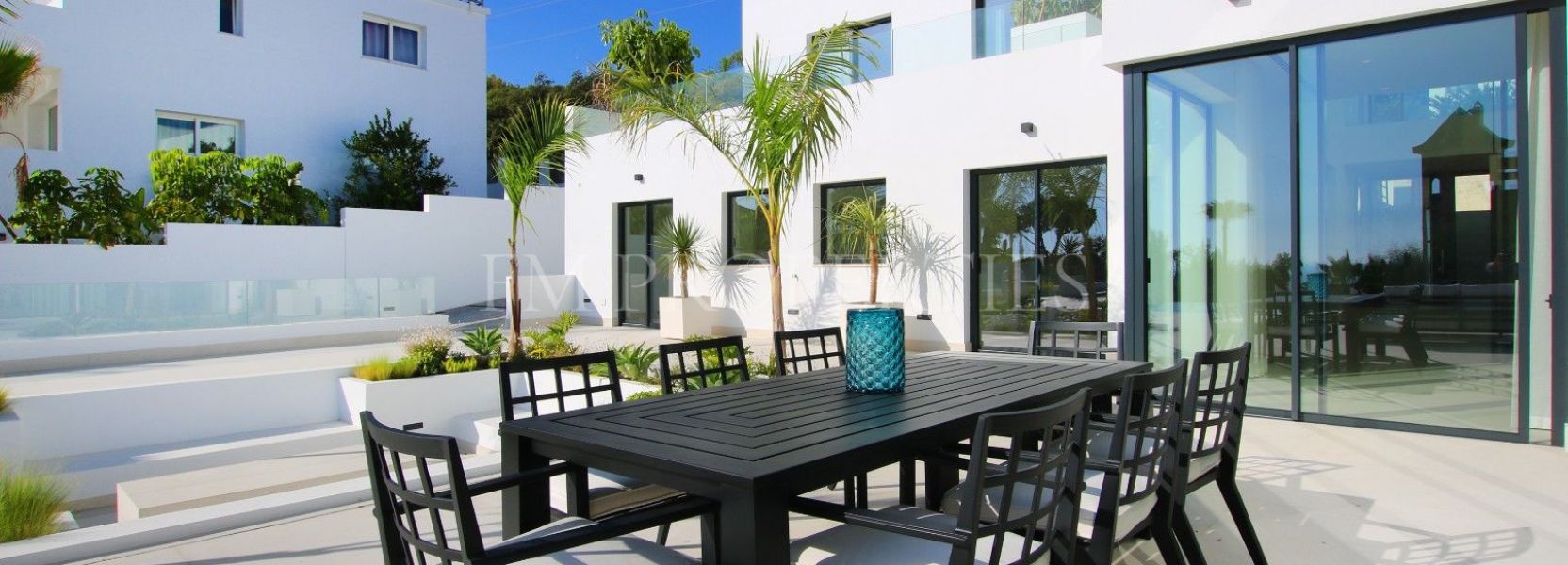 Villa  in El Rosario, Marbella Oost, Marbella