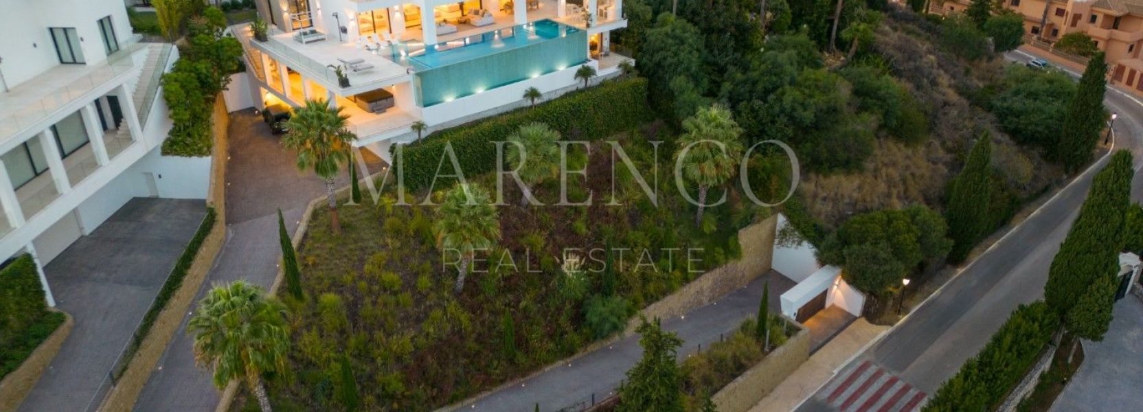 Villa  à El Paraiso, Estepona Est, Estepona