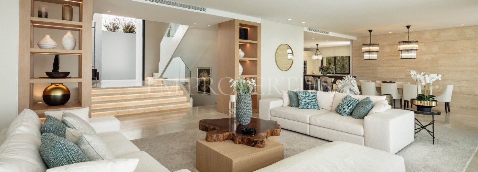 Villa  in El Paraiso, Estepona East, Estepona