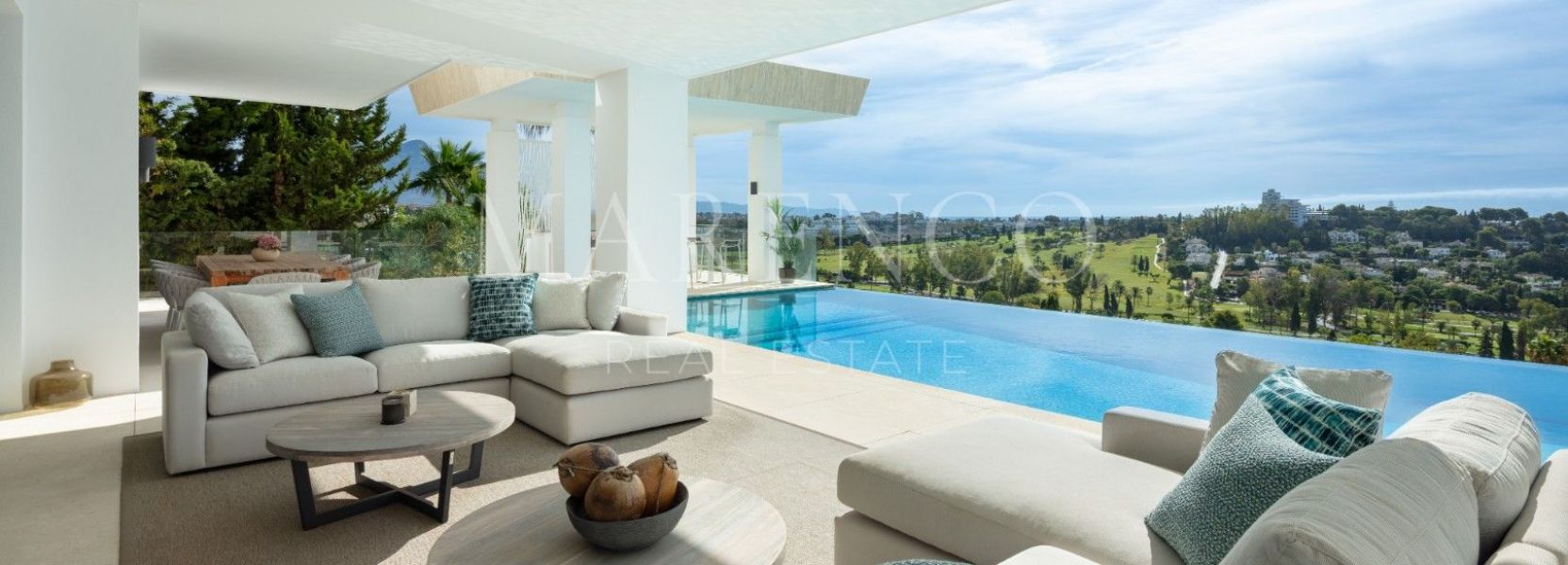 Villa  à El Paraiso, Estepona Est, Estepona