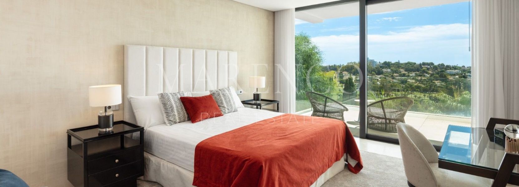 Villa  à El Paraiso, Estepona Est, Estepona