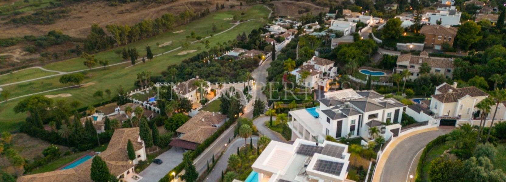 Villa  in El Paraiso, Estepona East, Estepona