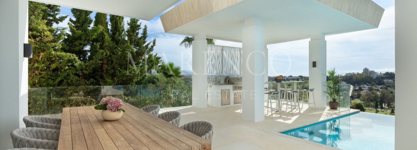 Villa  à El Paraiso, Estepona Est, Estepona