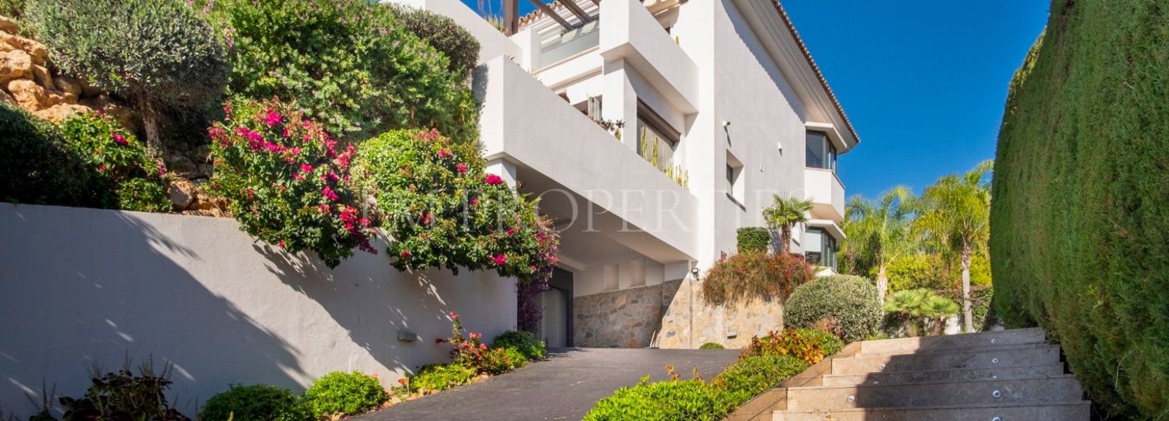 Villa  in Sierra Blanca, Marbella Golden Mile, Marbella
