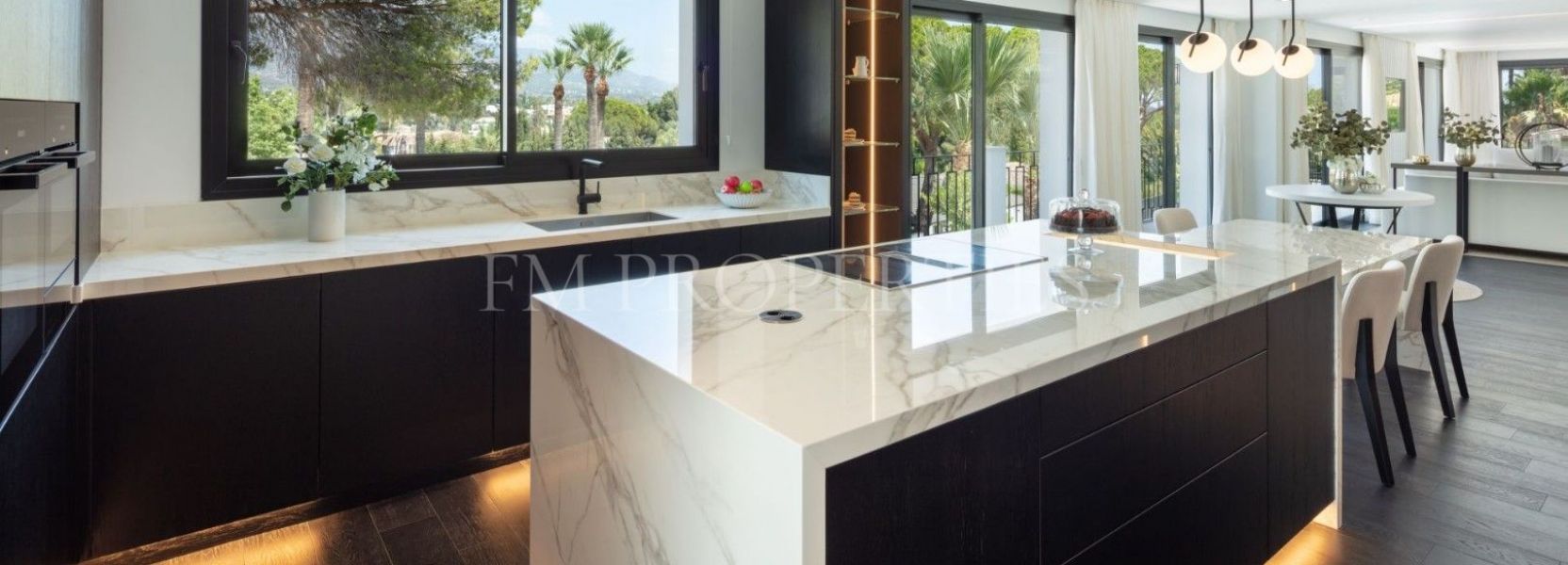 Villa  in Nueva Andalucia, Marbella