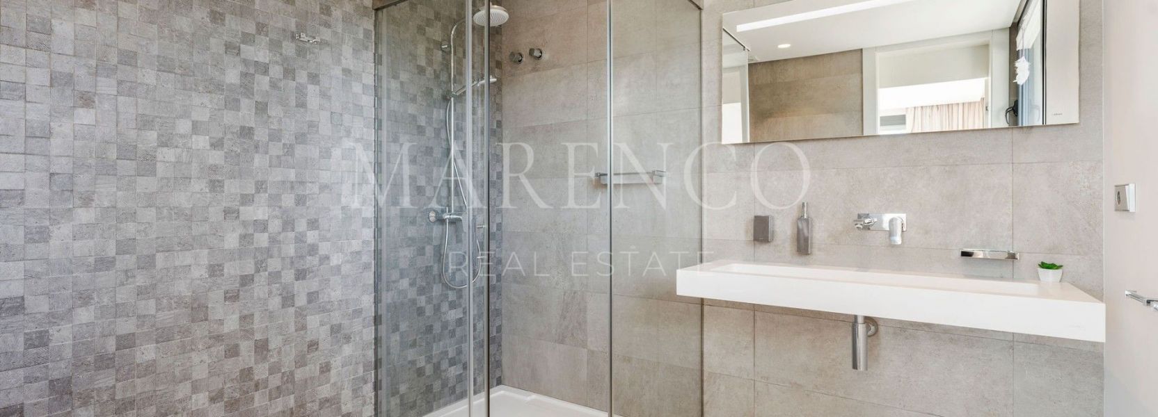 Villa  in Lomas de La Quinta, Benahavis