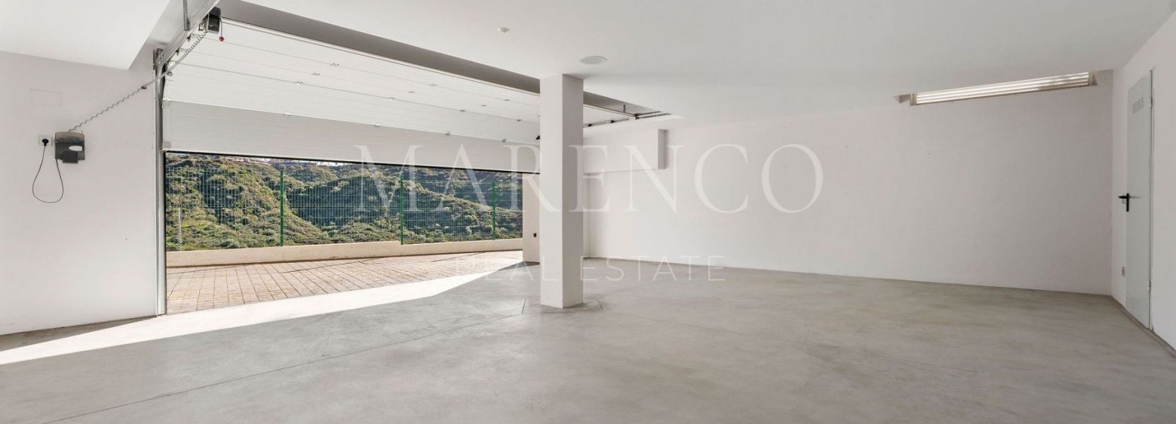 Villa  in Lomas de La Quinta, Benahavis