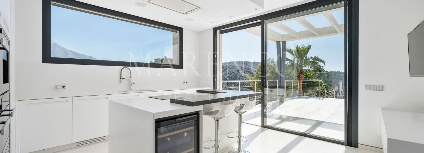 Villa  in Lomas de La Quinta, Benahavis