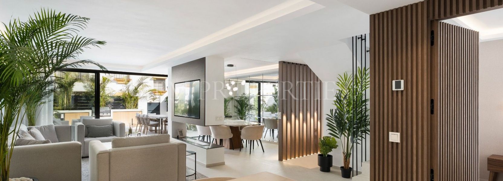 Geschakeld huis  in Marbellamar, Marbella Golden Mile, Marbella