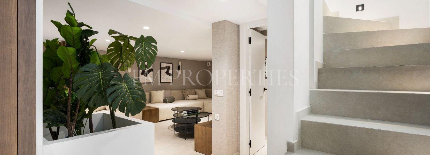 Geschakeld huis  in Marbellamar, Marbella Golden Mile, Marbella