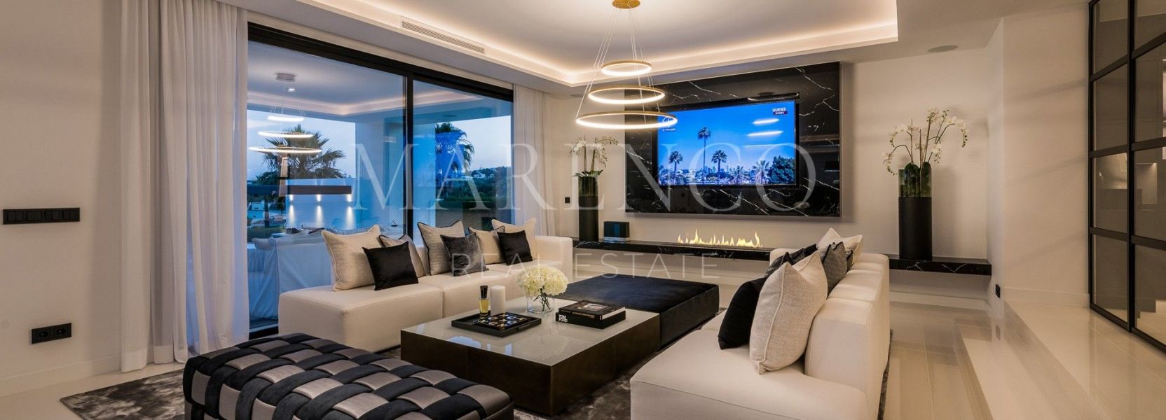 Villa  in Los Naranjos, Nueva Andalucia, Marbella