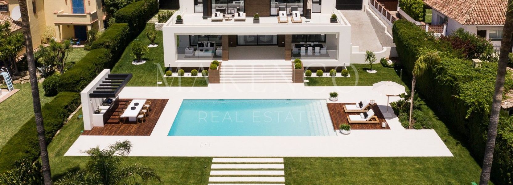 Villa  in Los Naranjos, Nueva Andalucia, Marbella