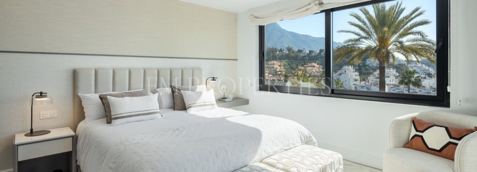 Villa  à Los Naranjos Hills, Nueva Andalucia, Marbella