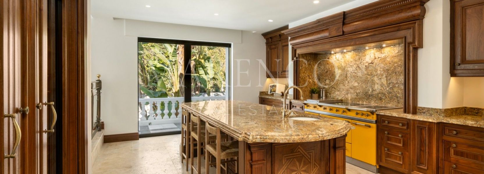 Villa  in Aloha, Nueva Andalucia, Marbella