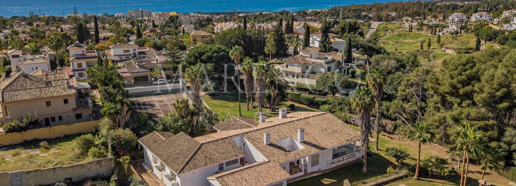 Villa  in El Mirador, Marbella, Marbella