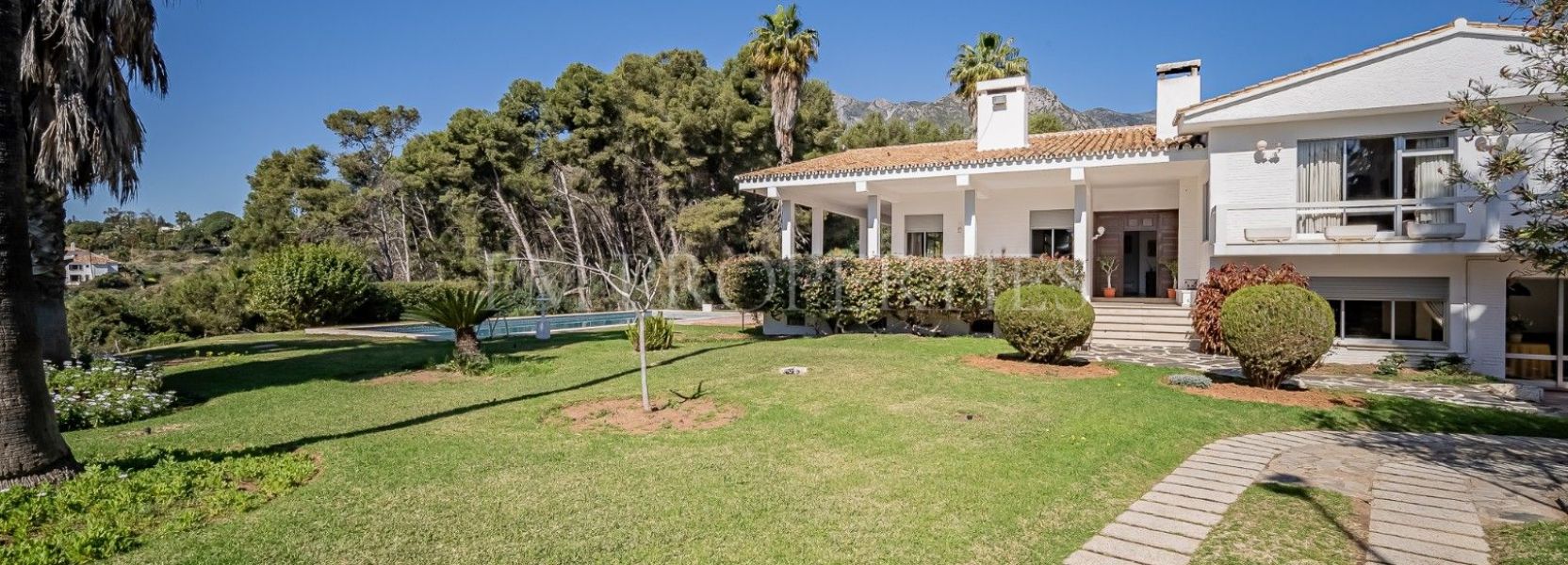 Villa  à El Mirador, Marbella, Marbella