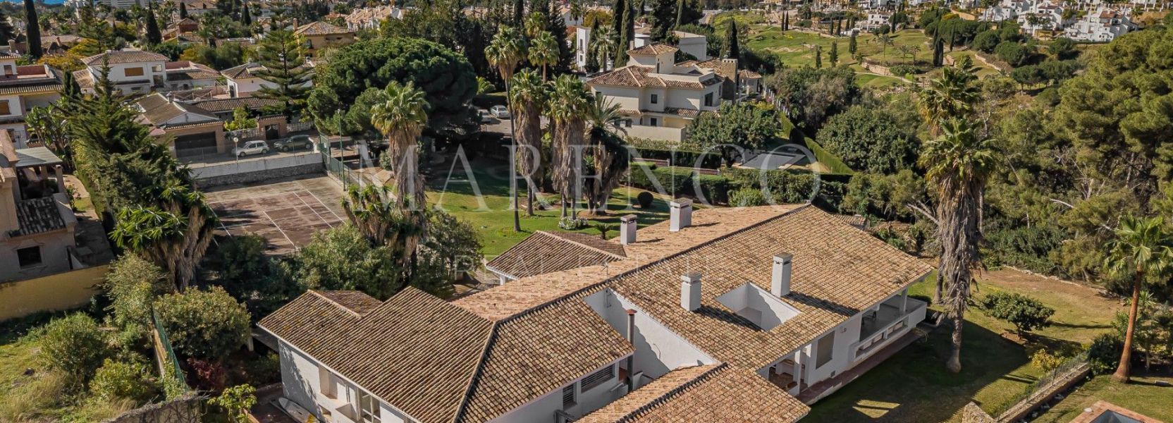 Villa  in El Mirador, Marbella, Marbella