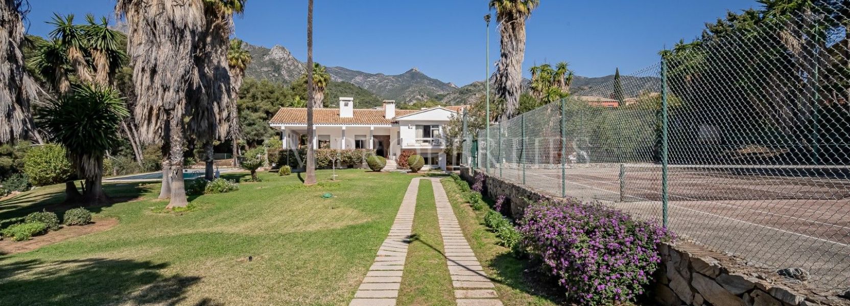 Villa  à El Mirador, Marbella, Marbella