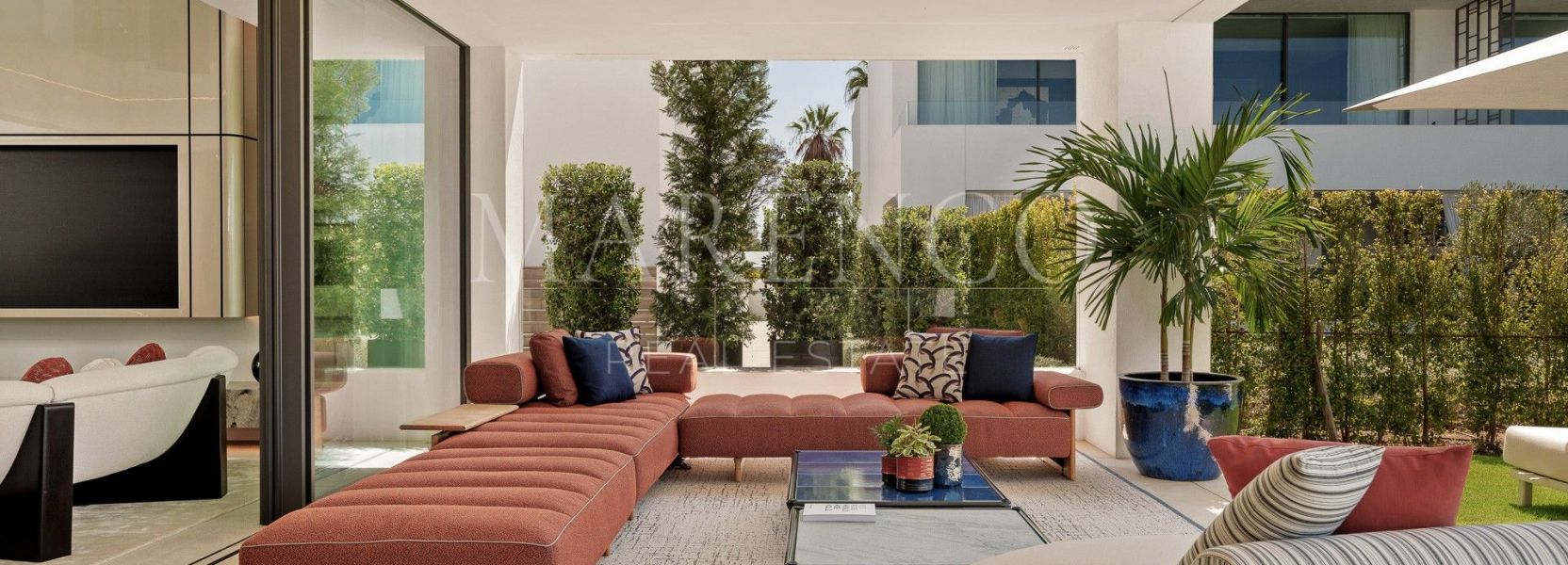 Half Vrijstaande Villa in Marbella Golden Mile, Marbella