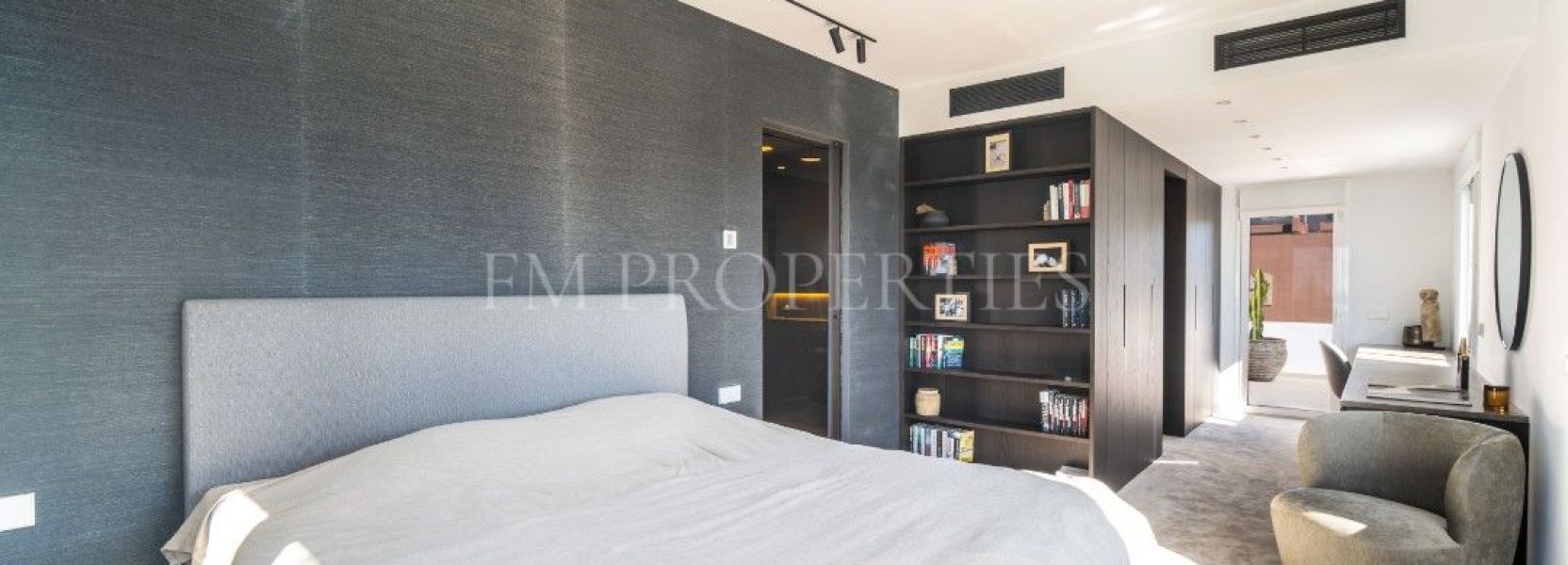Town House  in Nueva Andalucia, Marbella