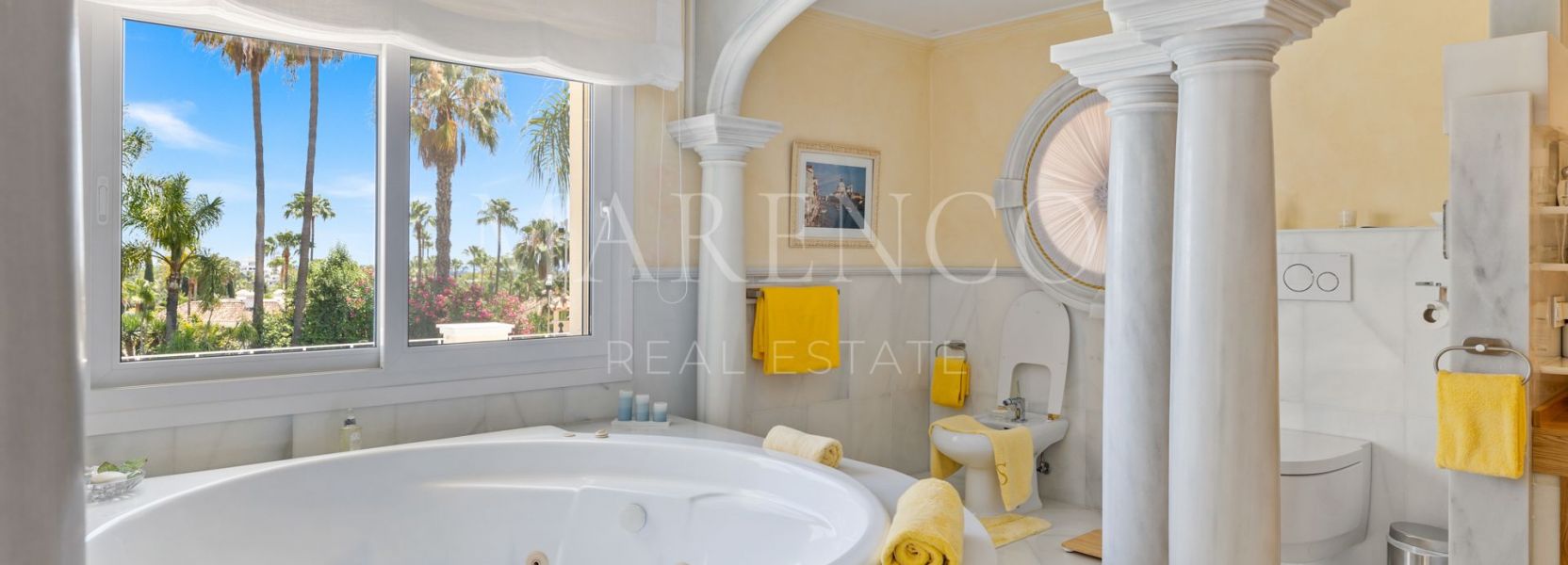 Villa  in Nueva Andalucia, Marbella