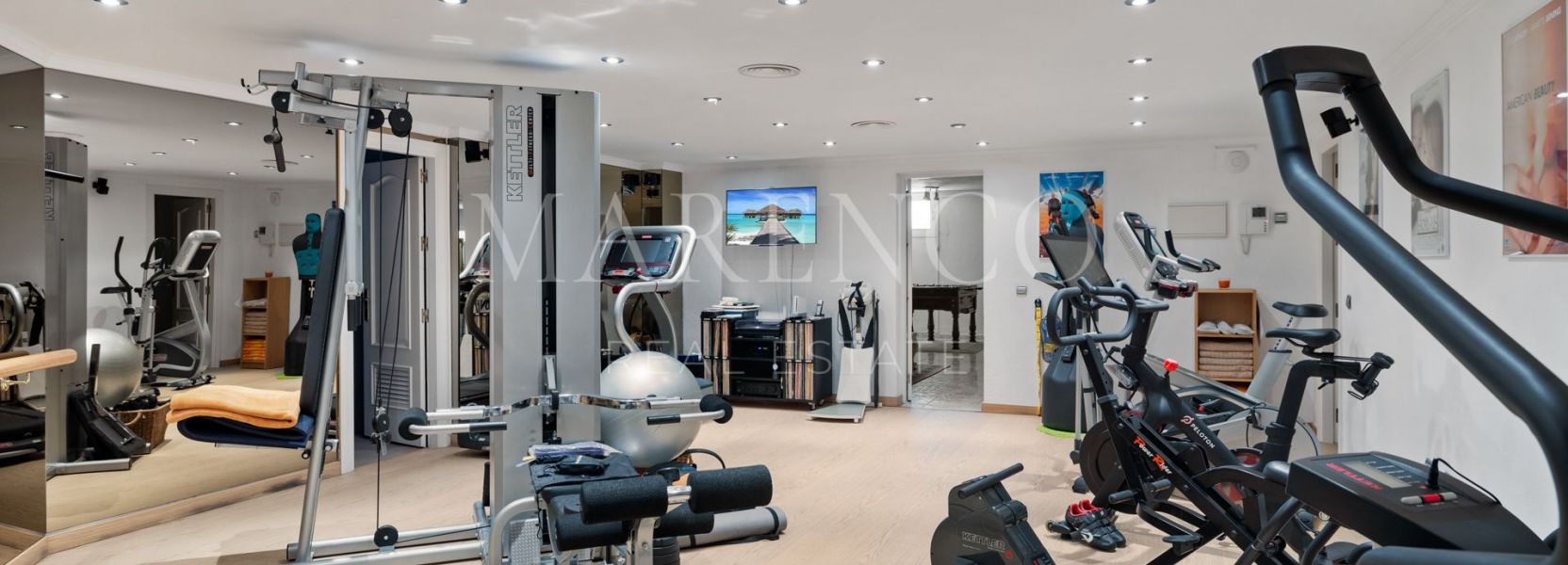 Villa  in Nueva Andalucia, Marbella