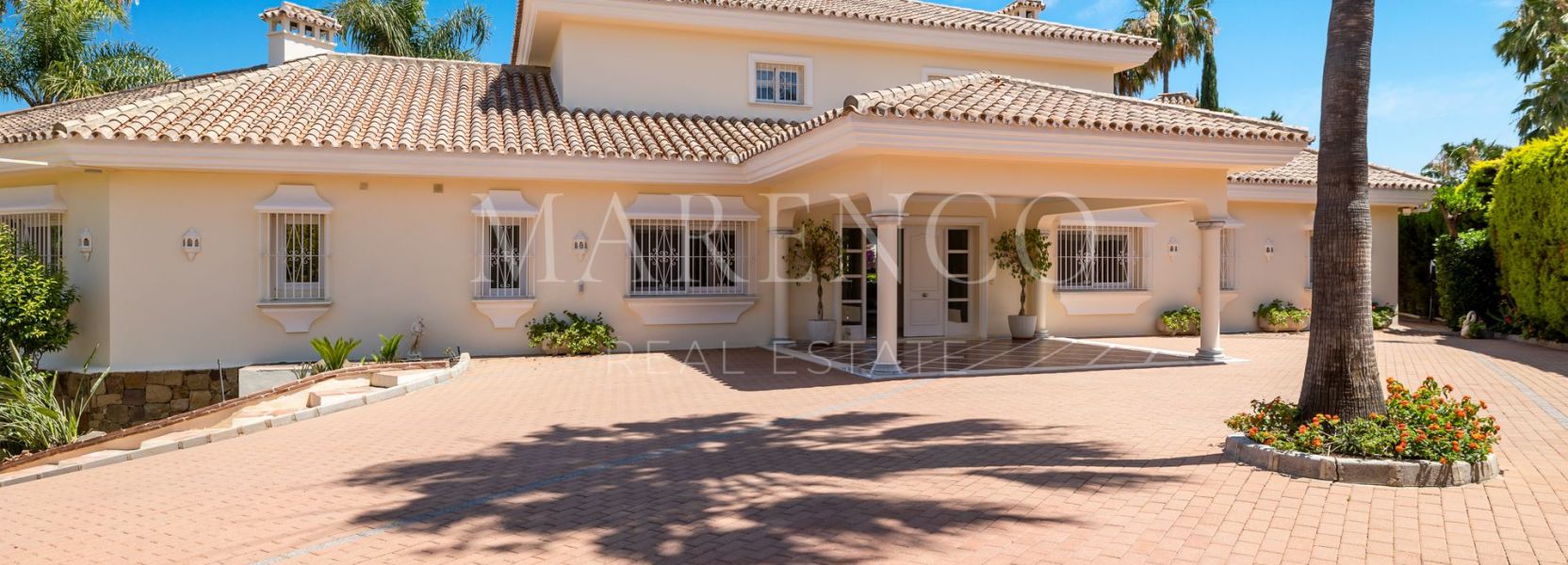 Villa  in Nueva Andalucia, Marbella