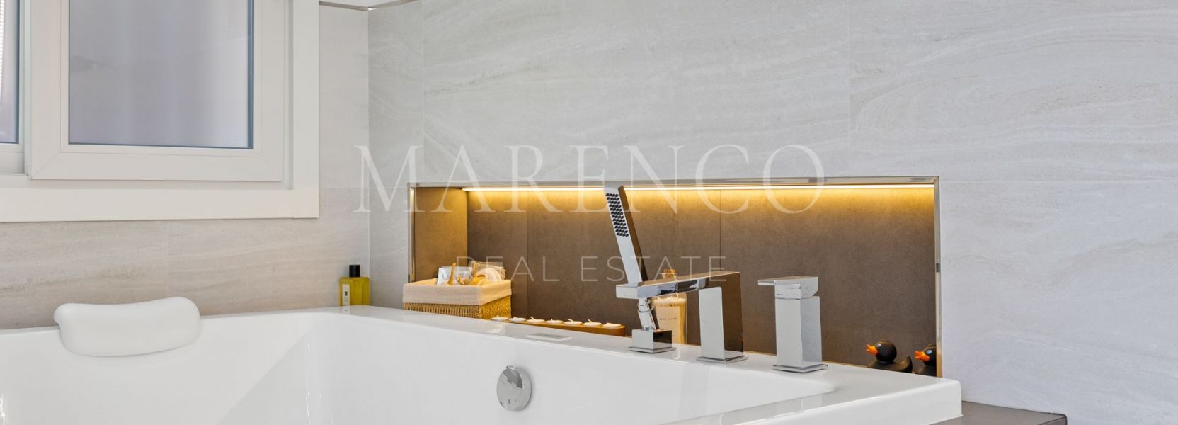 Villa  in Nueva Andalucia, Marbella