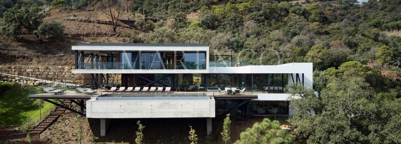 Villa  in El Madroñal, Benahavis