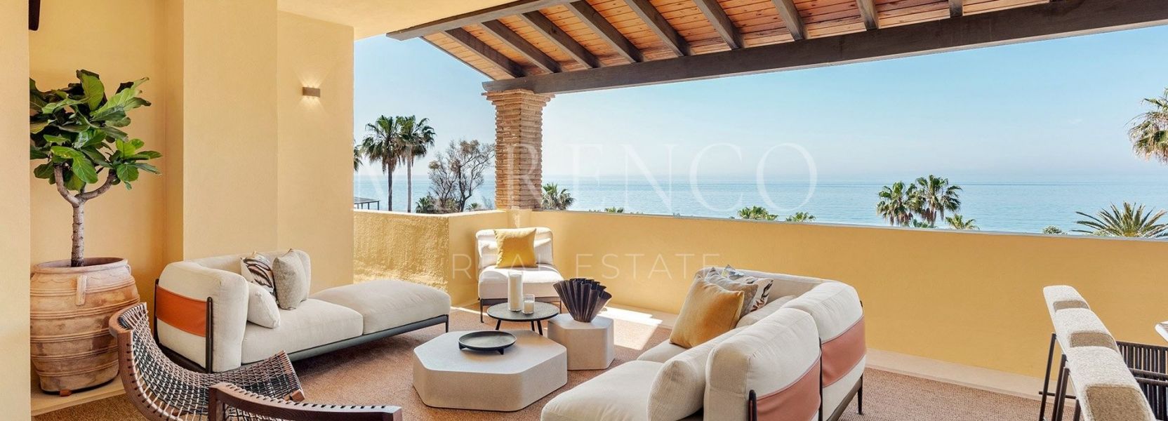 Duplex Penthouse  à Rio Real, Marbella Est, Marbella