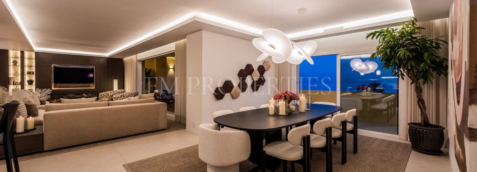 Atico Duplex  en Rio Real, Marbella Este, Marbella