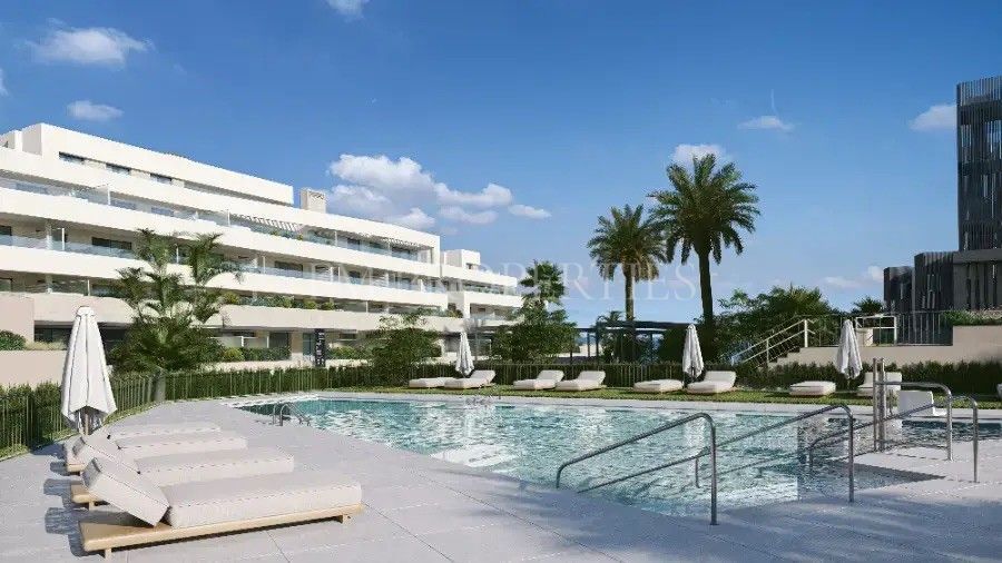 Appartement  in Guadalobon, Estepona West, Estepona