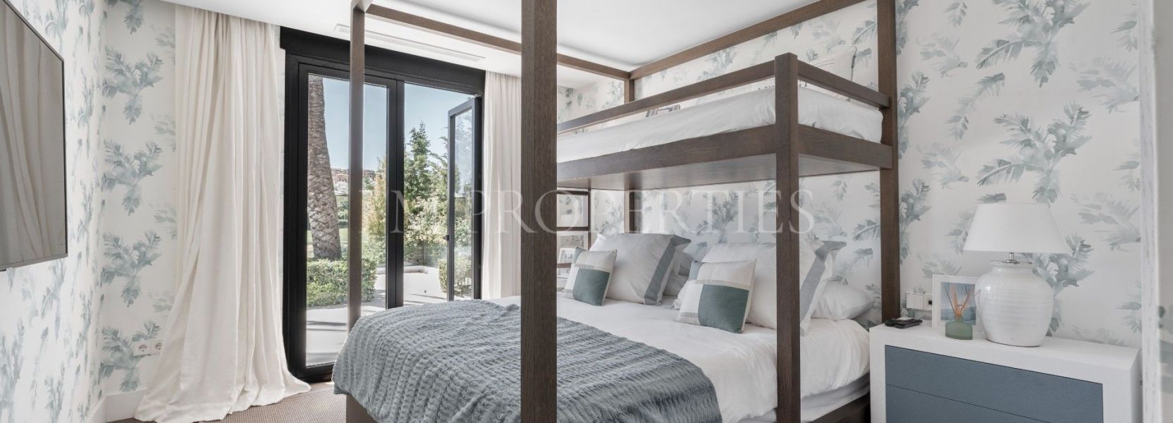 Villa  in Nueva Andalucia, Marbella