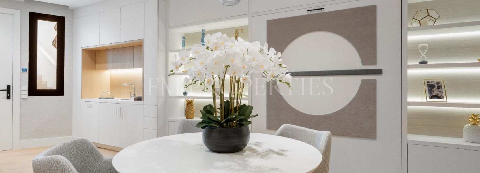 Villa  in Nueva Andalucia, Marbella