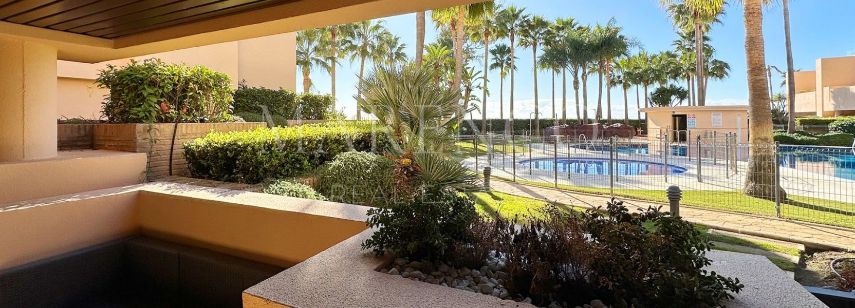 Apartamento Planta Baja  en Bahia de la Plata, Estepona Este, Estepona