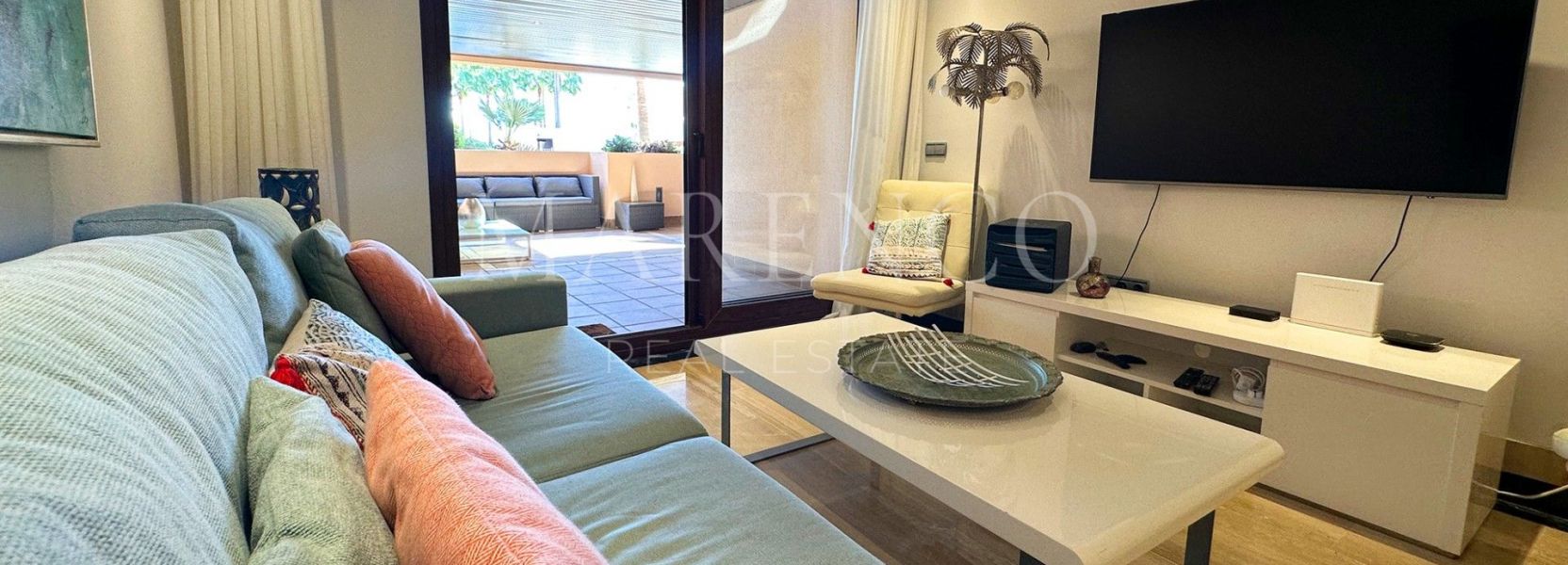 Apartamento Planta Baja  en Bahia de la Plata, Estepona Este, Estepona