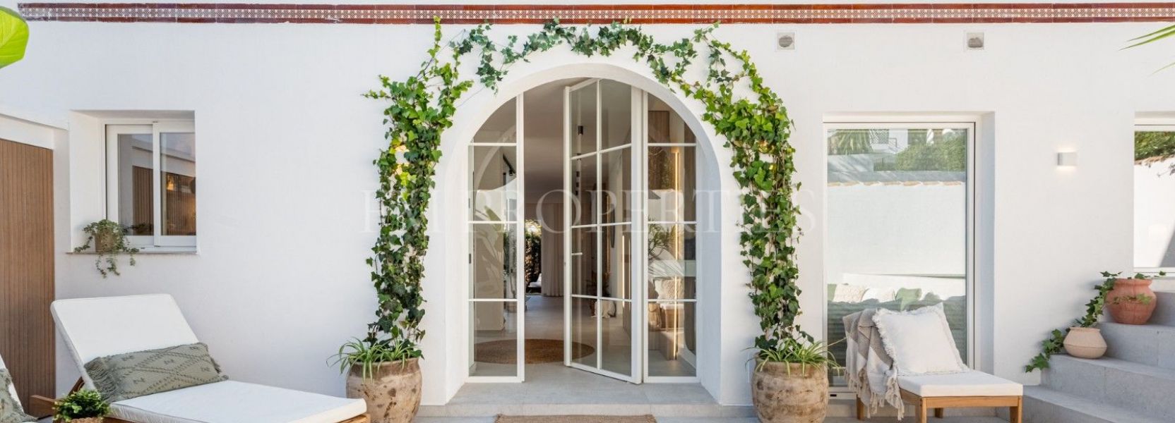 Town House  in Nueva Andalucia, Marbella