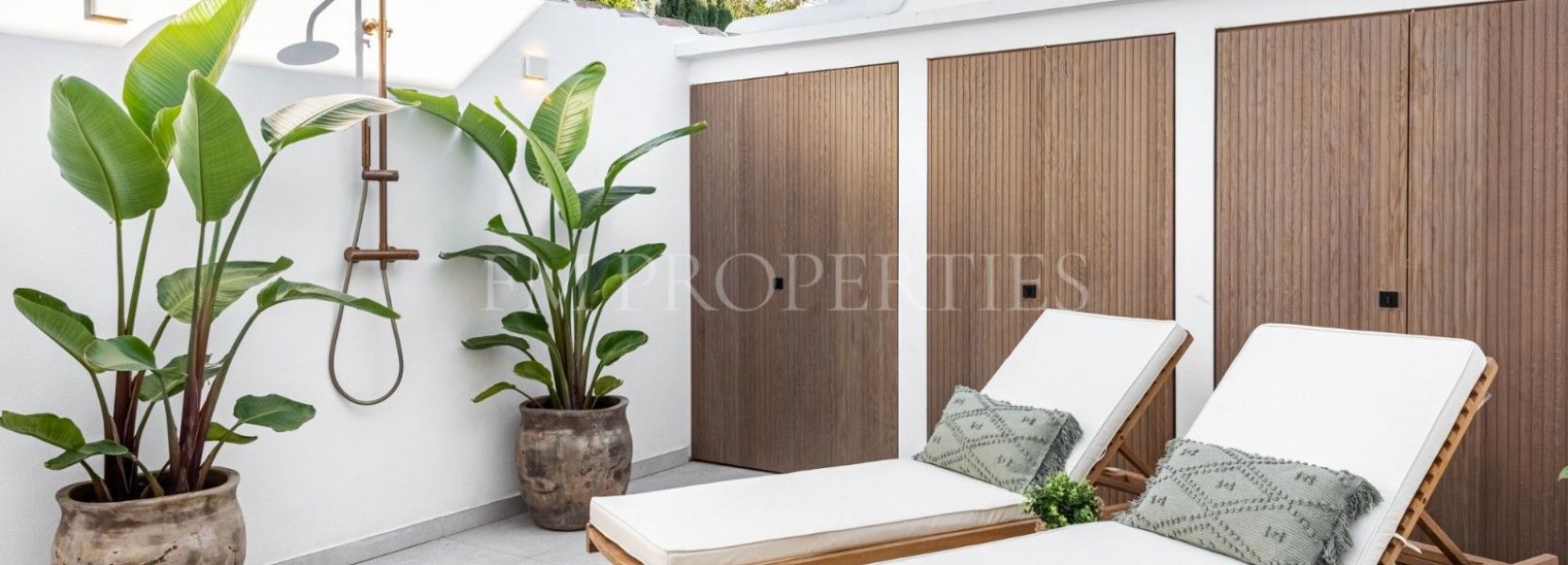 Town House  in Nueva Andalucia, Marbella