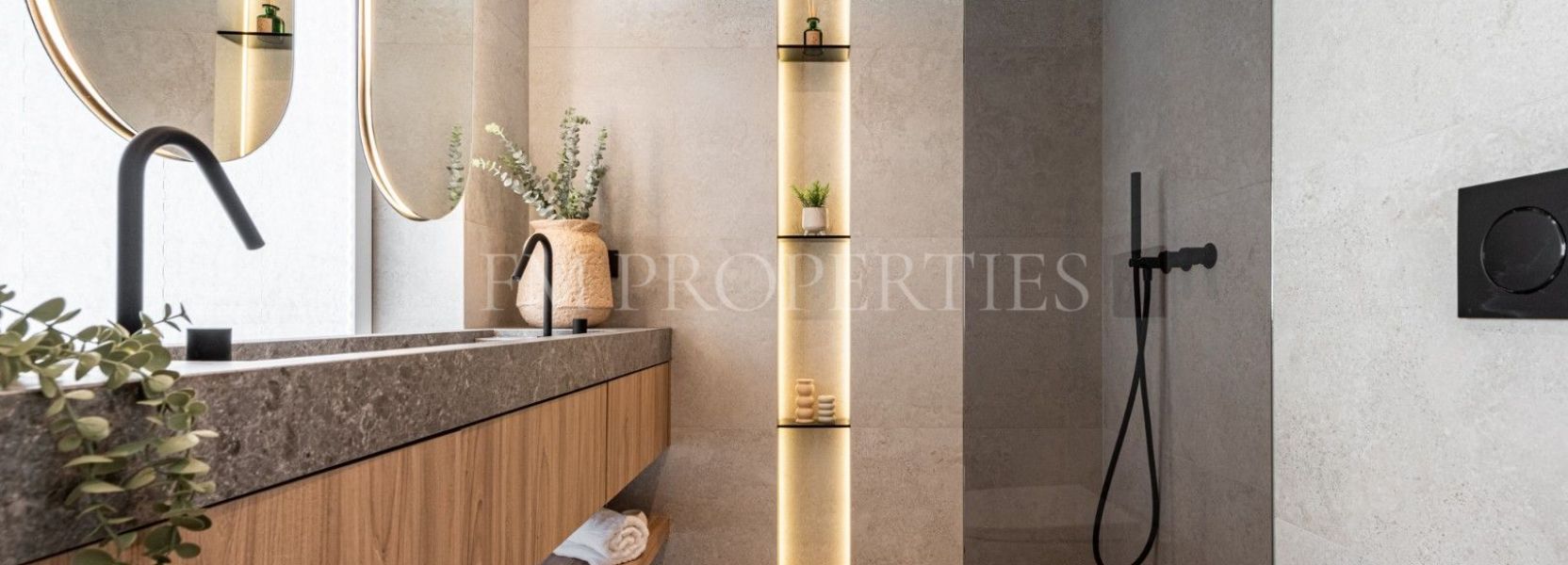Town House  in Nueva Andalucia, Marbella