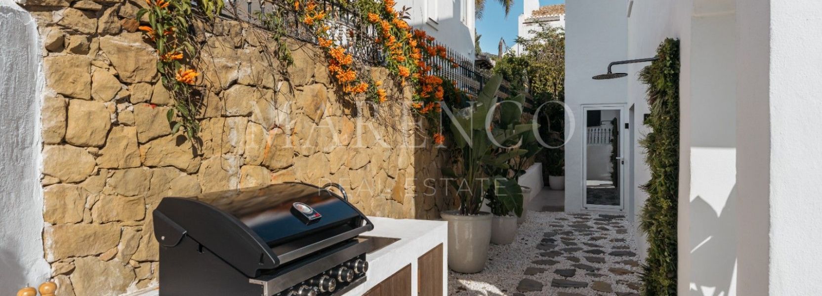Geschakeld huis  in Altos de Puente Romano, Marbella Golden Mile, Marbella